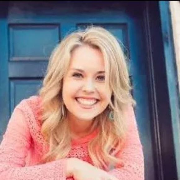 Meet your Posher, Shannon - Picture 1 of 1